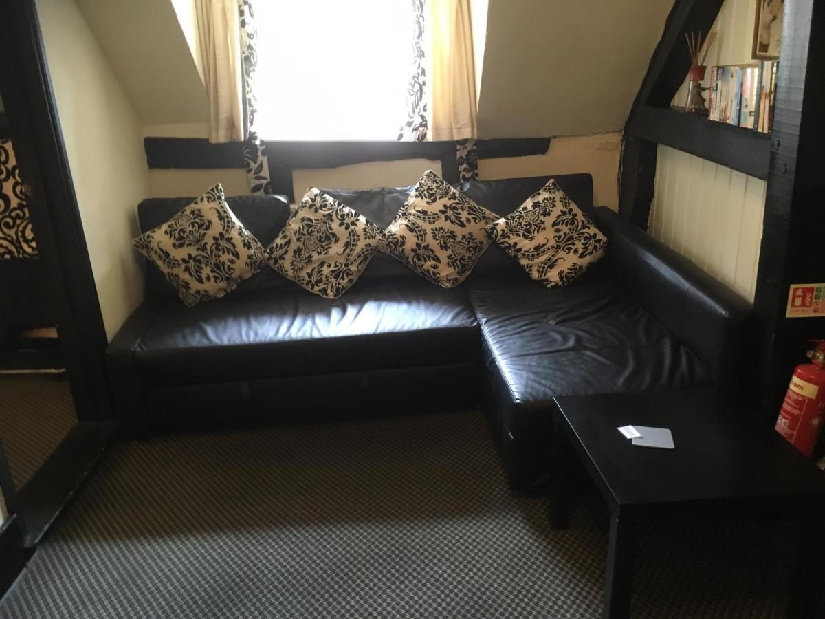 Avon Accommodation Рингуд Екстериор снимка