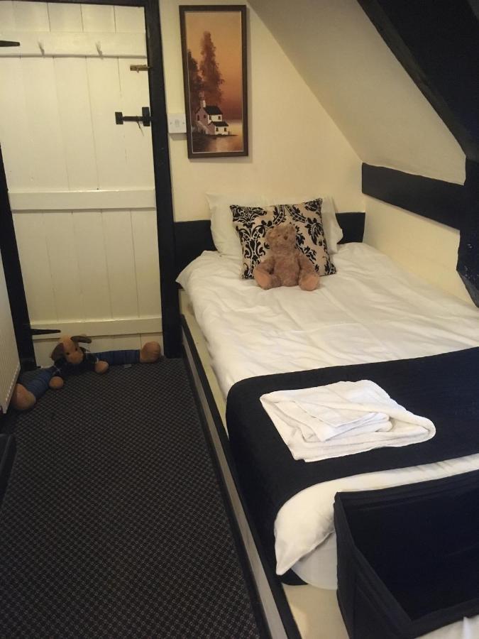 Avon Accommodation Рингуд Екстериор снимка