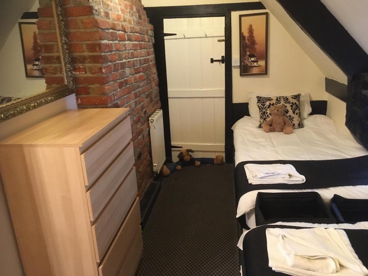 Avon Accommodation Рингуд Екстериор снимка