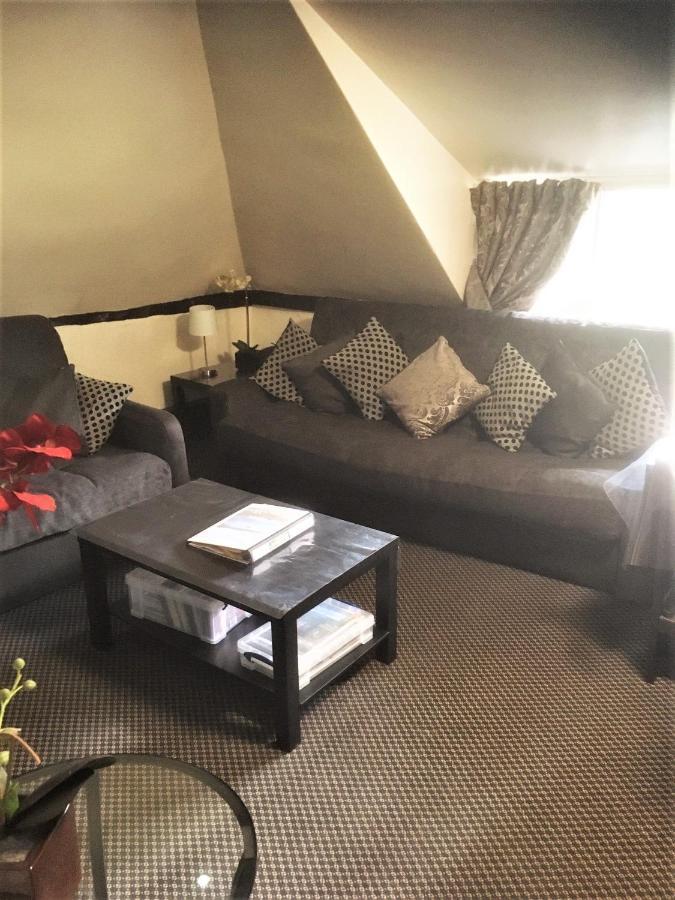 Avon Accommodation Рингуд Екстериор снимка